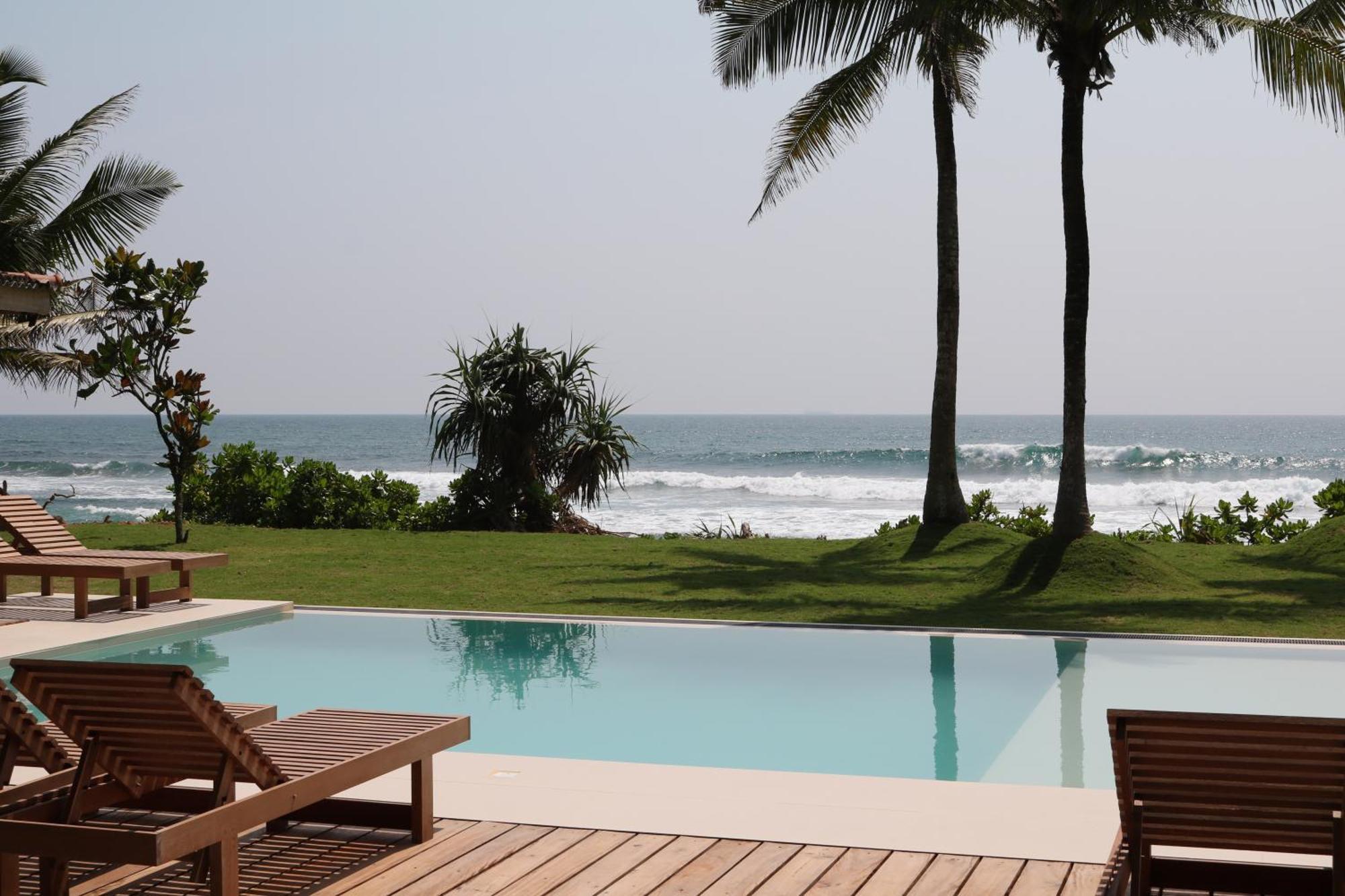 Swell Shacks Hotel Matara Exterior photo