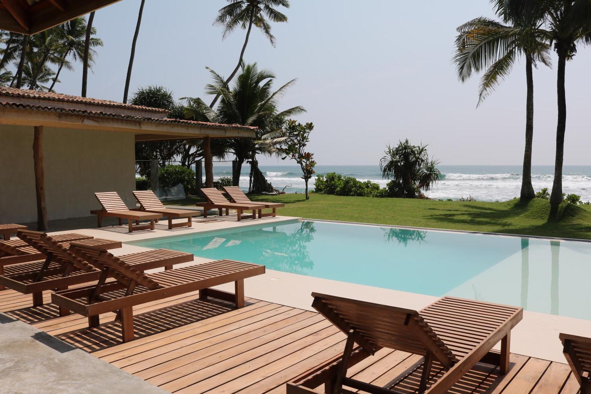 Swell Shacks Hotel Matara Exterior photo
