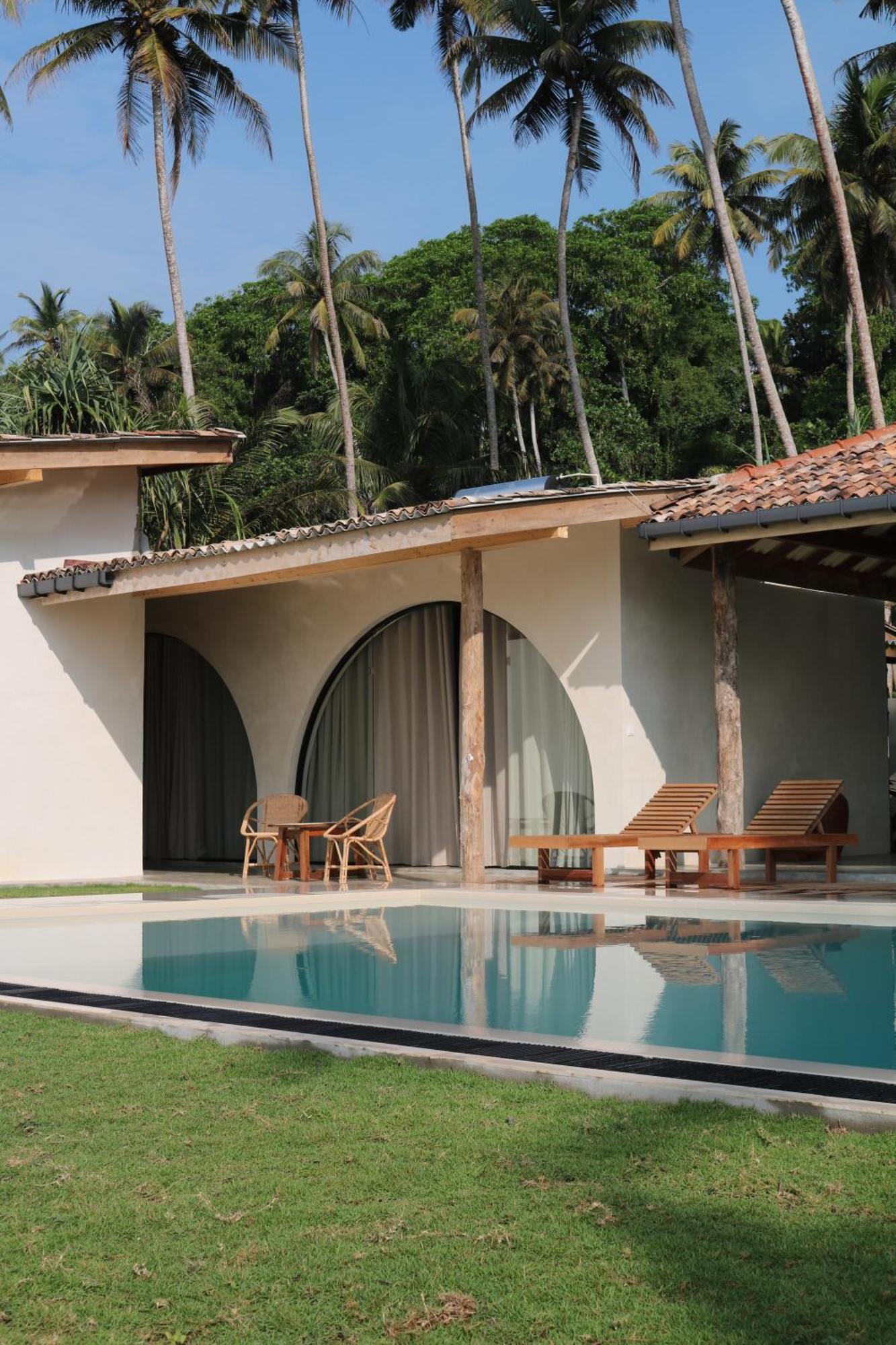 Swell Shacks Hotel Matara Exterior photo