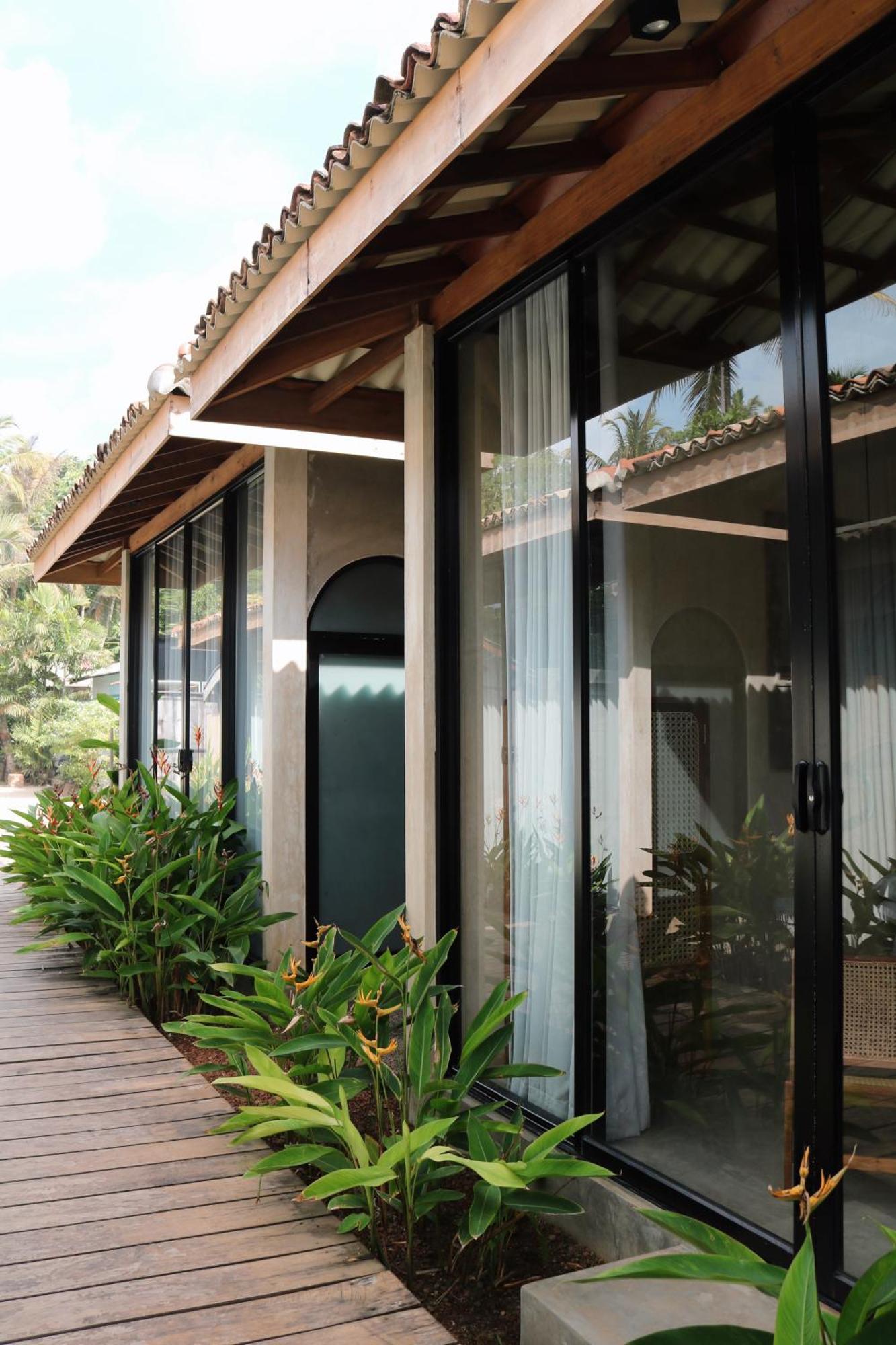 Swell Shacks Hotel Matara Exterior photo
