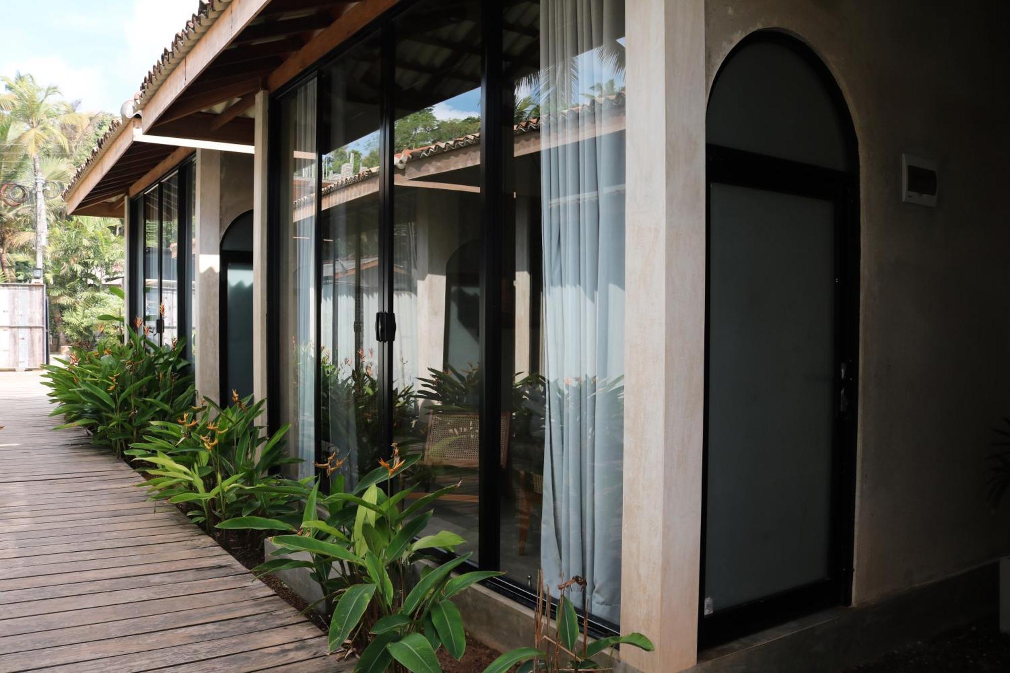 Swell Shacks Hotel Matara Exterior photo