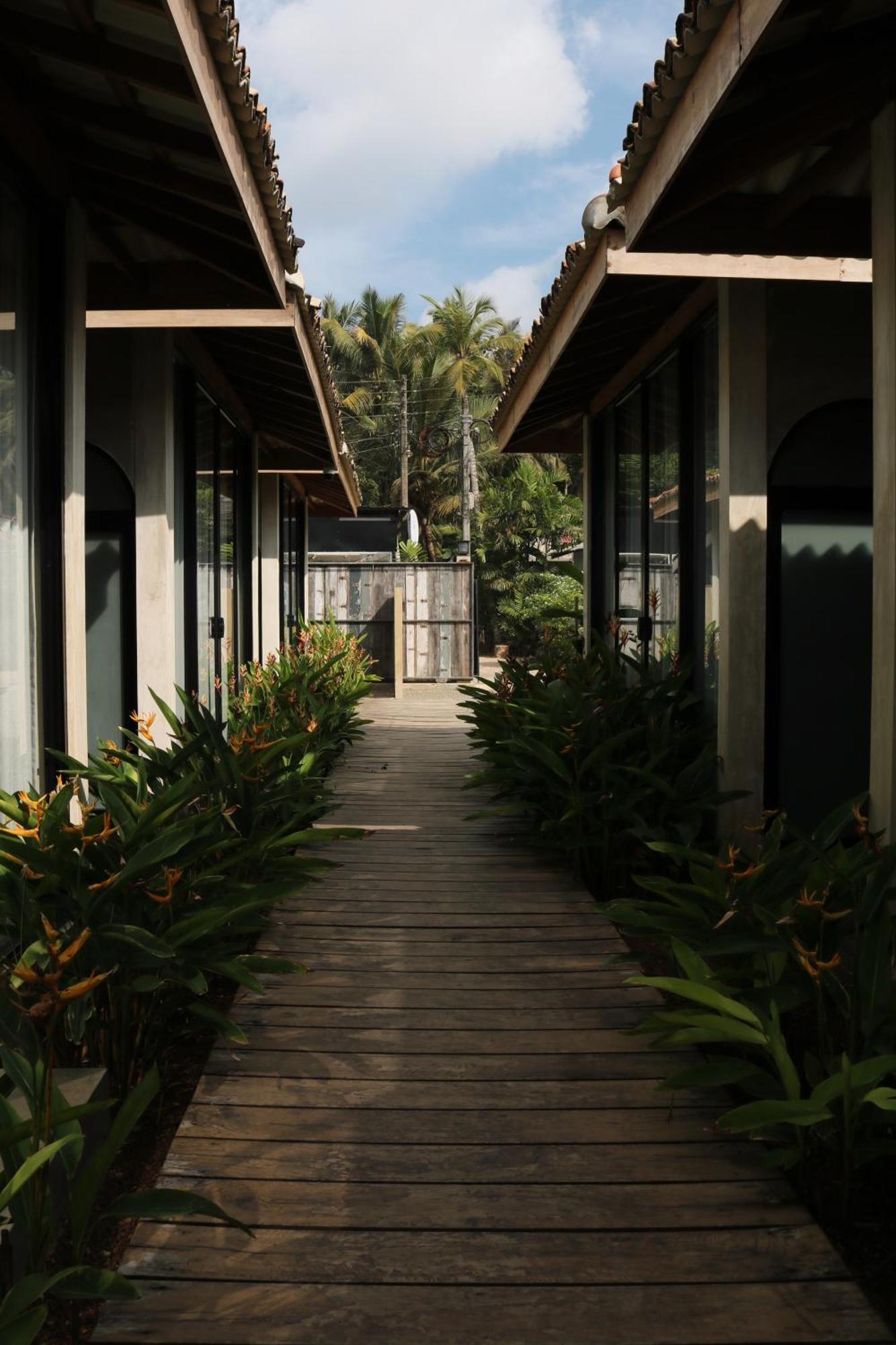 Swell Shacks Hotel Matara Exterior photo